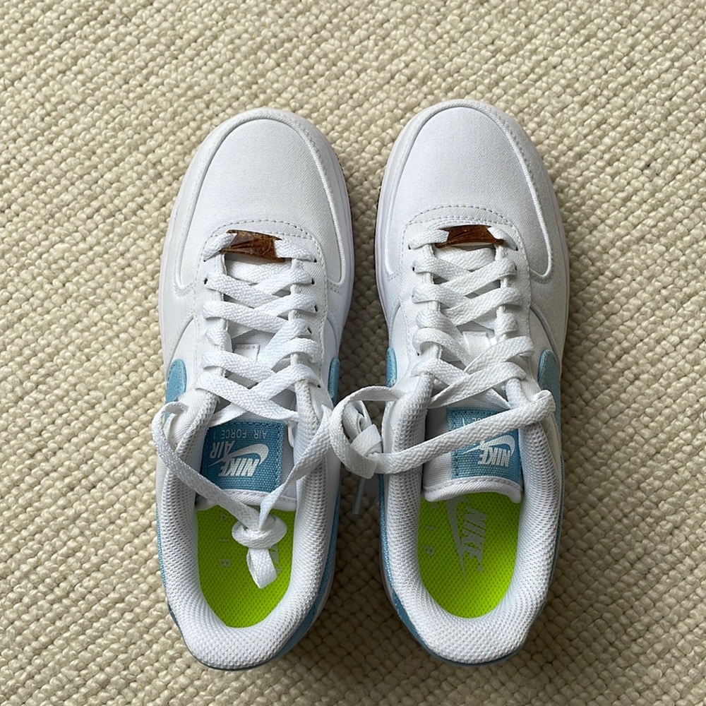 Womens Nike Air Force 1 ‘07 SE Indigo 6